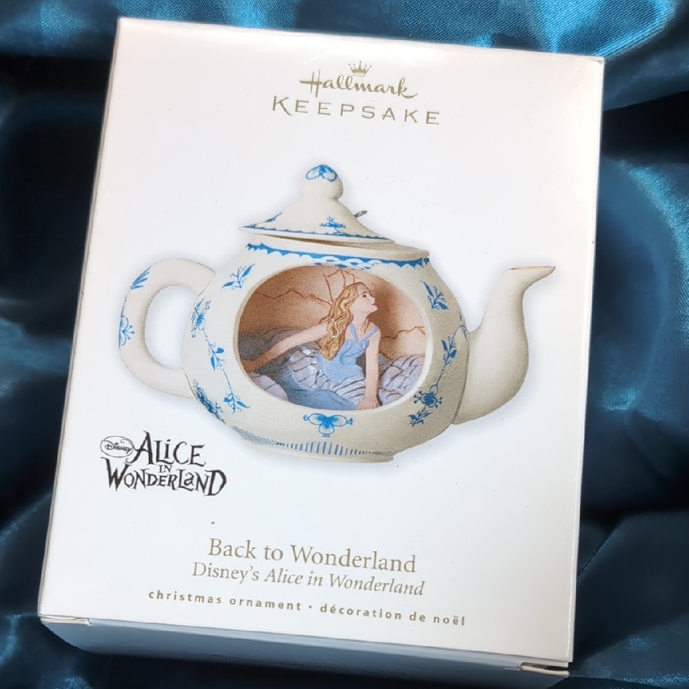 Hallmark Keepsake Alice in Wonderland Teapot Ornament - White and Blue